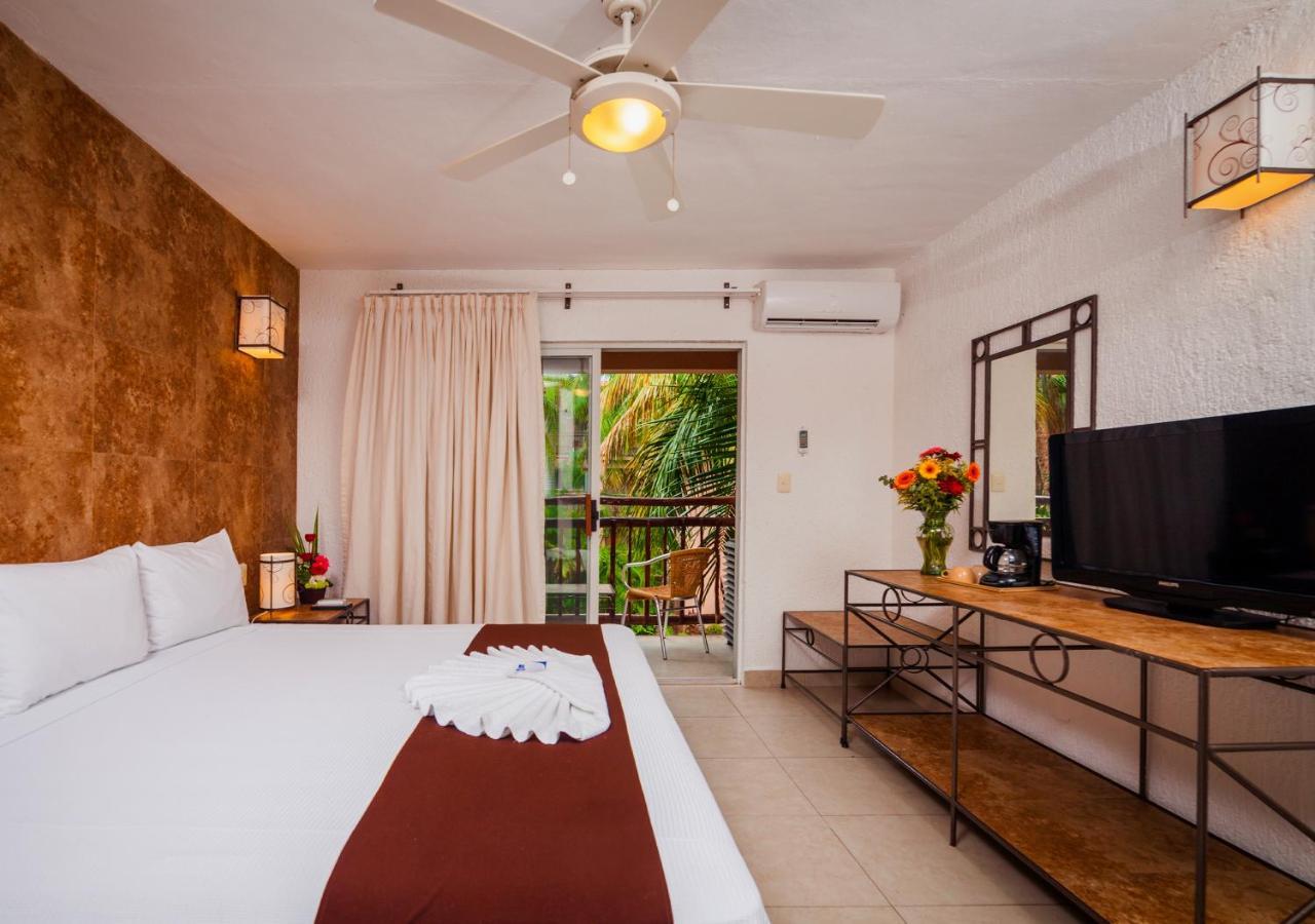 Tukan Hotel Playa Del Carmen Esterno foto
