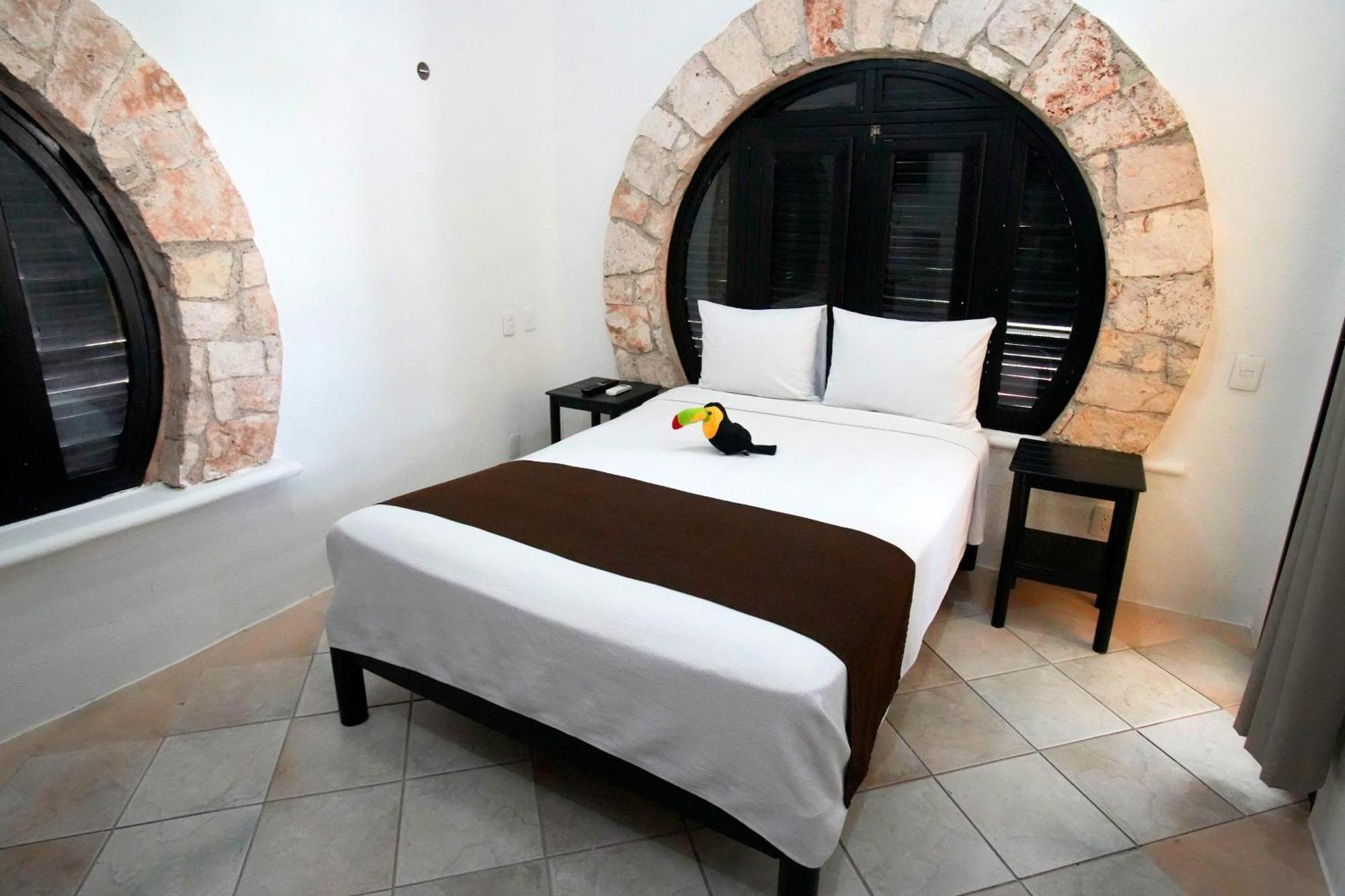 Tukan Hotel Playa Del Carmen Esterno foto